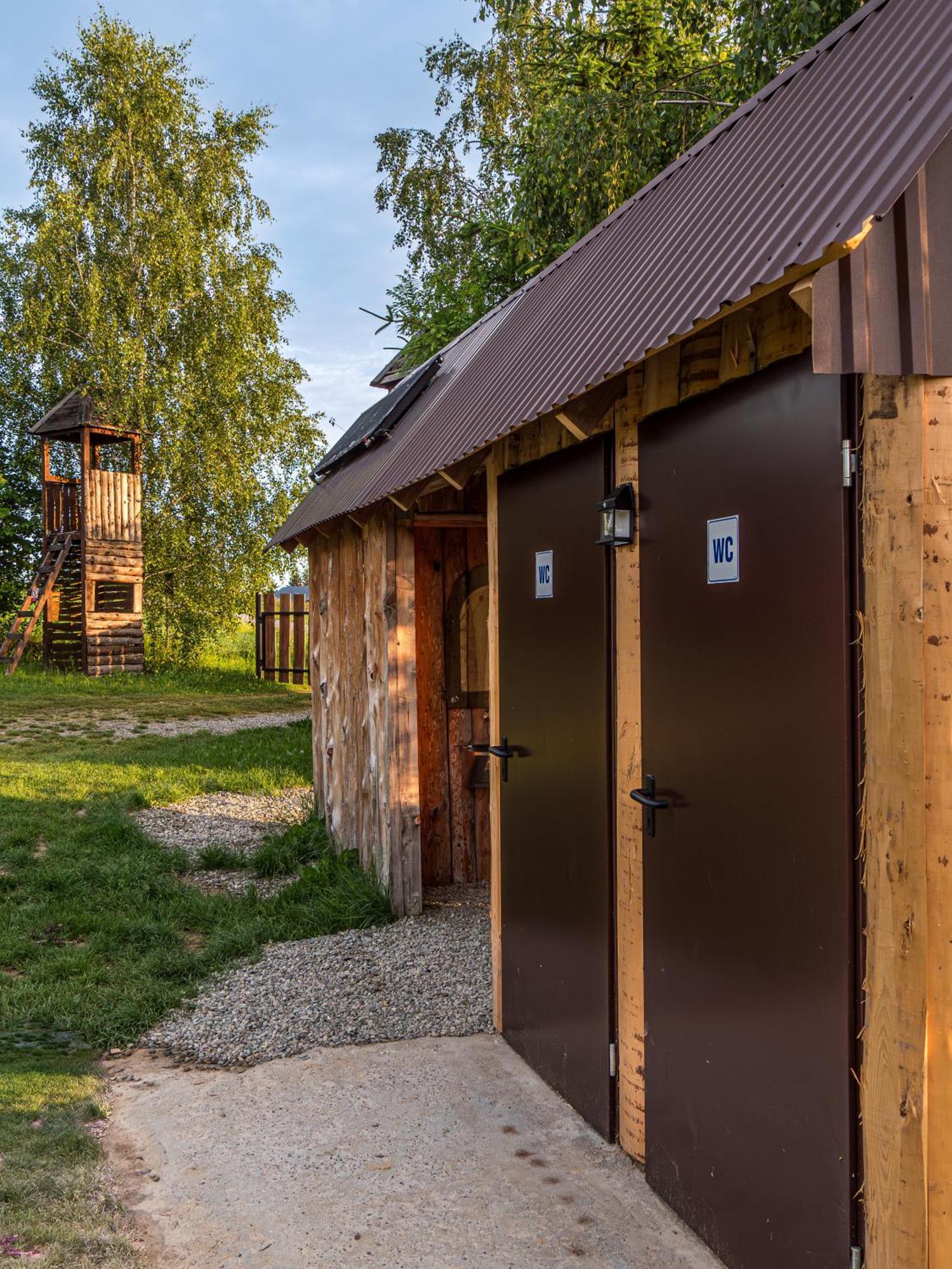 Hotel Fort Wapiti Zalasowa Exterior foto